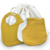 duo-bavoirs-en-coton-bio-jaune-moutarde-Pitigaia