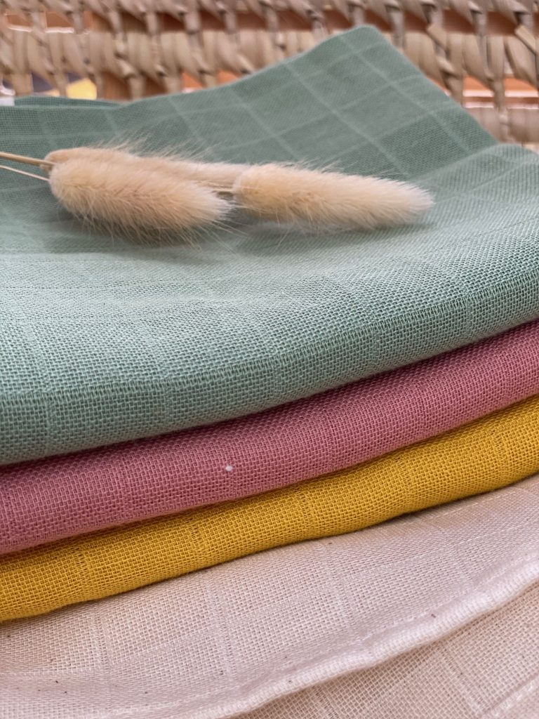 Langes en coton bio Pitigaïa 4 couleurs Pliage